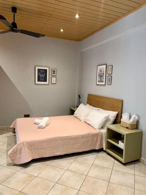 Beautiful Apartment Athens Keramikos Екстериор снимка