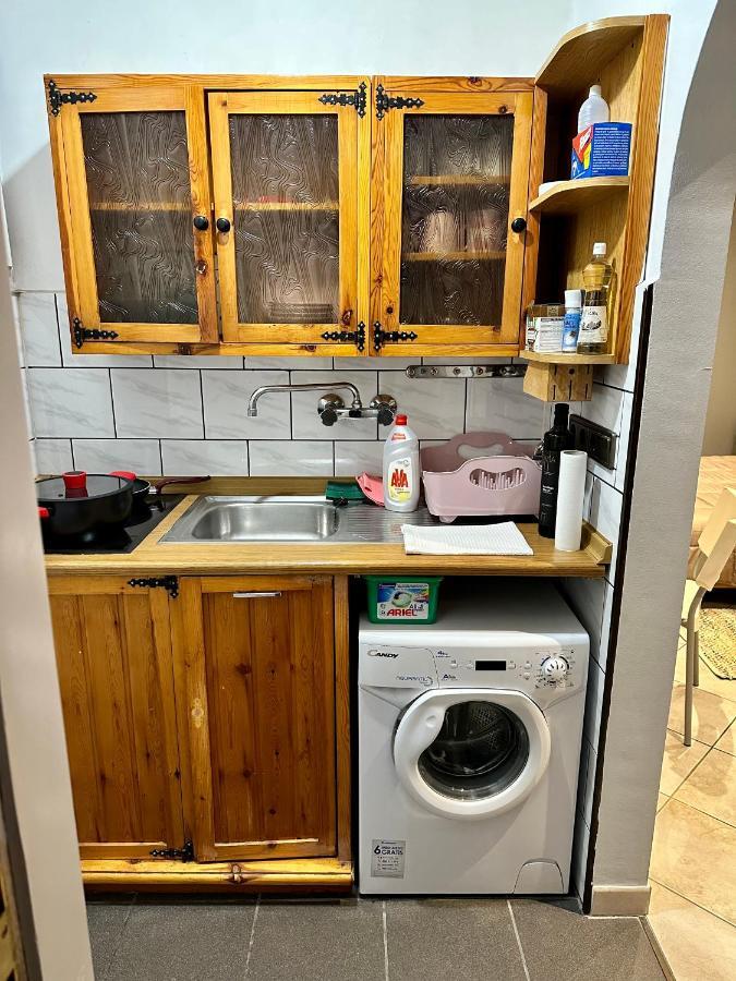 Beautiful Apartment Athens Keramikos Екстериор снимка